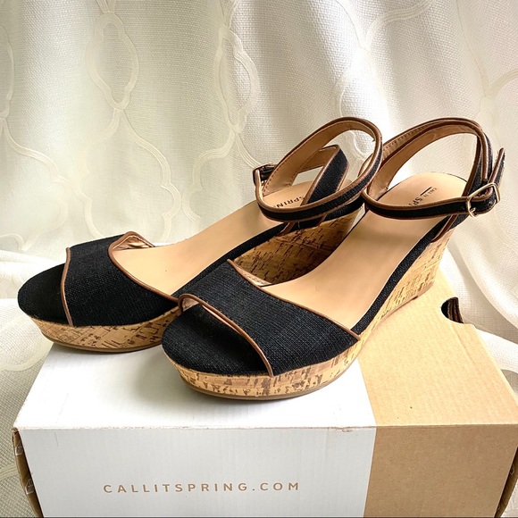 Call it Spring - Nissana Vegan Wedges - Picture 5 of 12